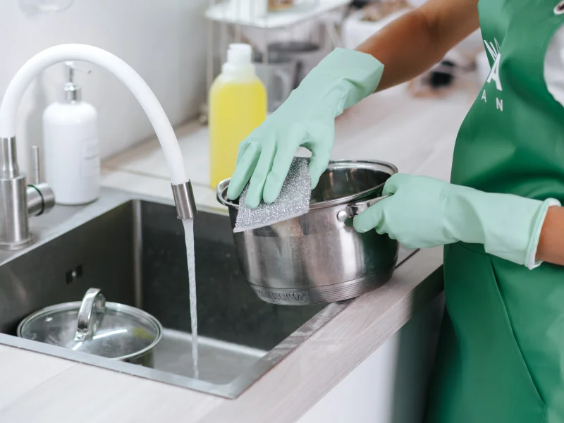 Химчистка мягкой мебели с выездом на дом в Уфе